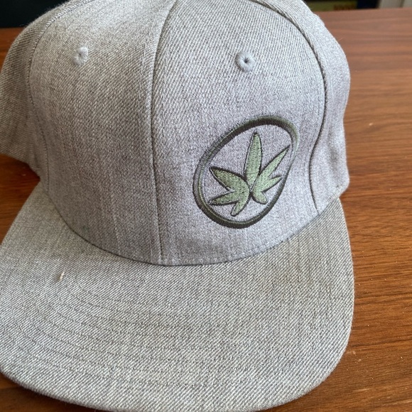 Mary Janes Weed Snapback Hat - Picture 3 of 4